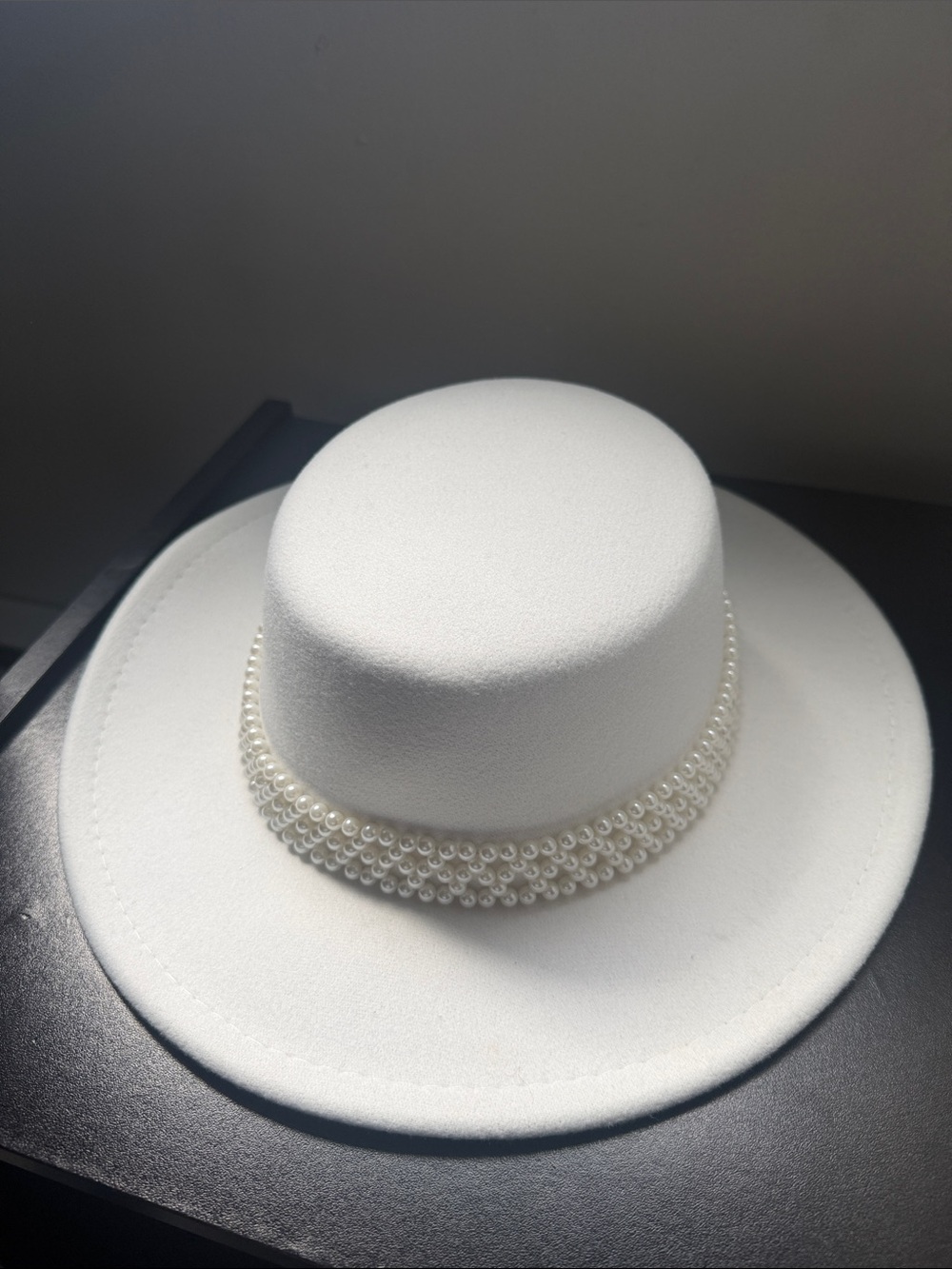 White Pearl-Trim Women's Fashion Hat